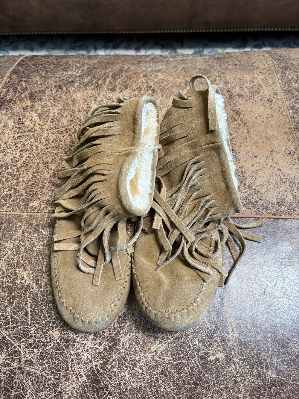 Lucky Brand Women's Fringe Suede Moccasins in Tan